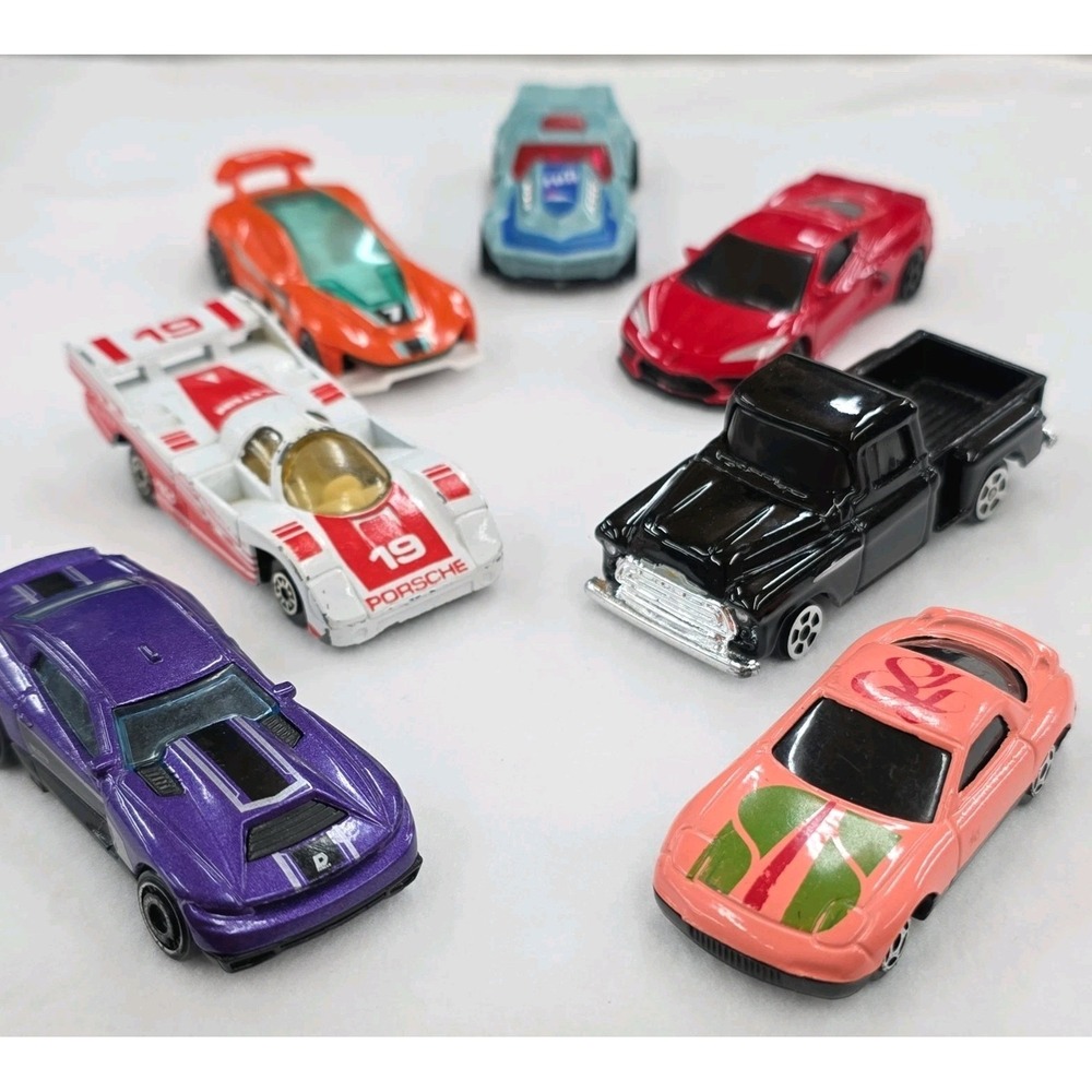 Hot Wheels 1:64 Mixed Lot of 7 Multicolor Diecast Toy Cars, Ages 17+